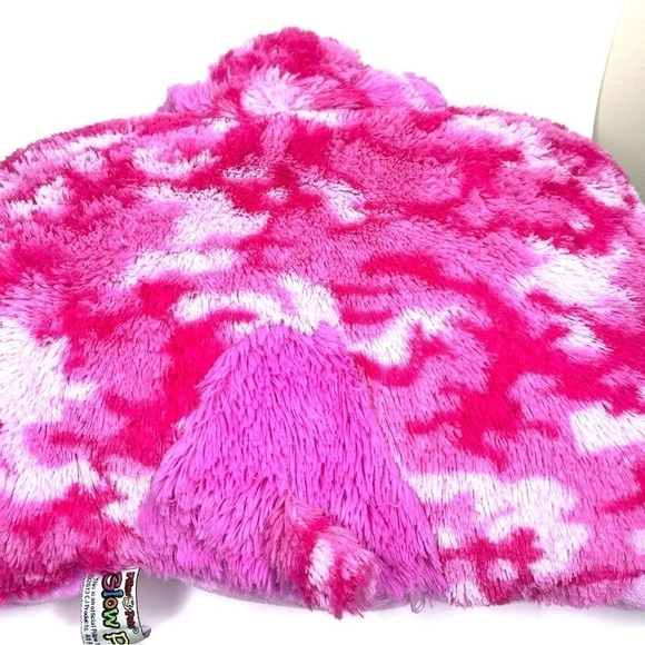 3/$20 ❤️ Pink Sheep Pillow - Picture 3 of 3